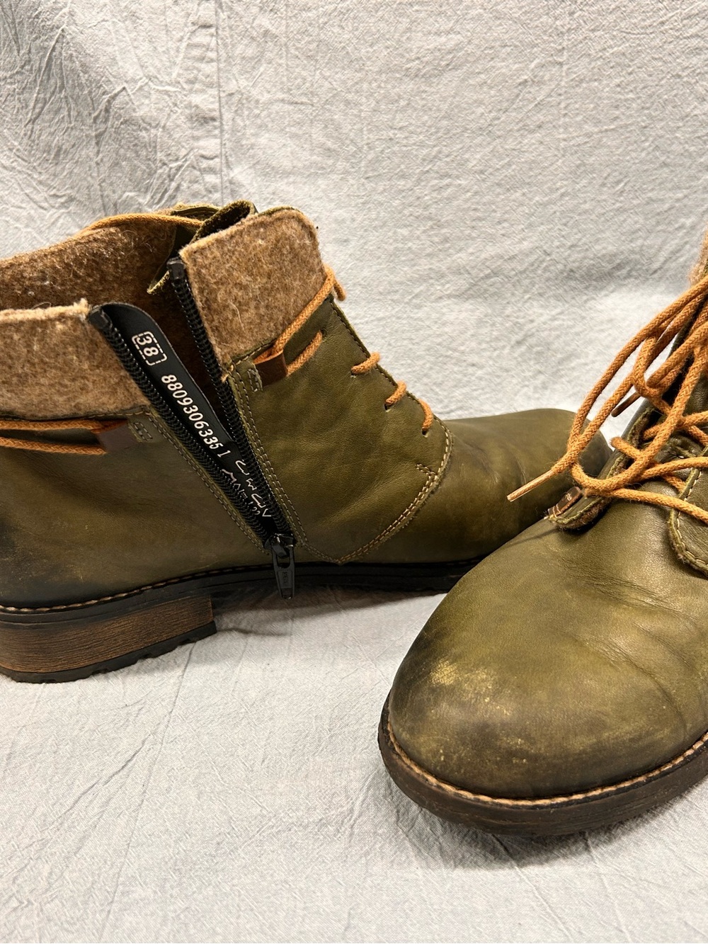 Women’s Remonte R3332-52 lace-up ankle boot. Olive Green Leather Boots - Picture 6 of 11